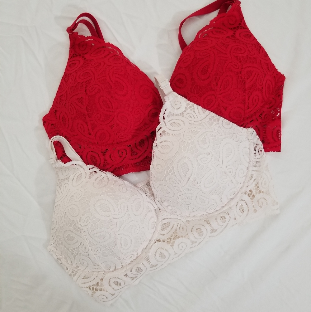2 Victoria's Secret PINK  Lace Bralette